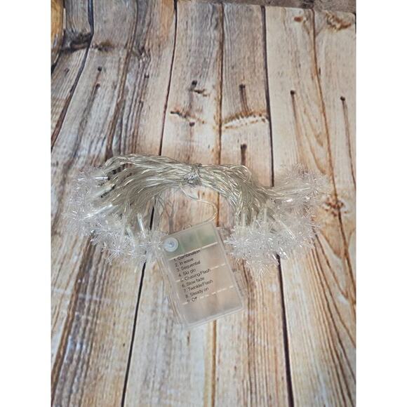 Snowflake String Lights Battery Operated Multiple Modes Pure White - Picture 2 of 2